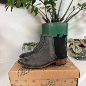 Free People Dark Horse grey boots size 6